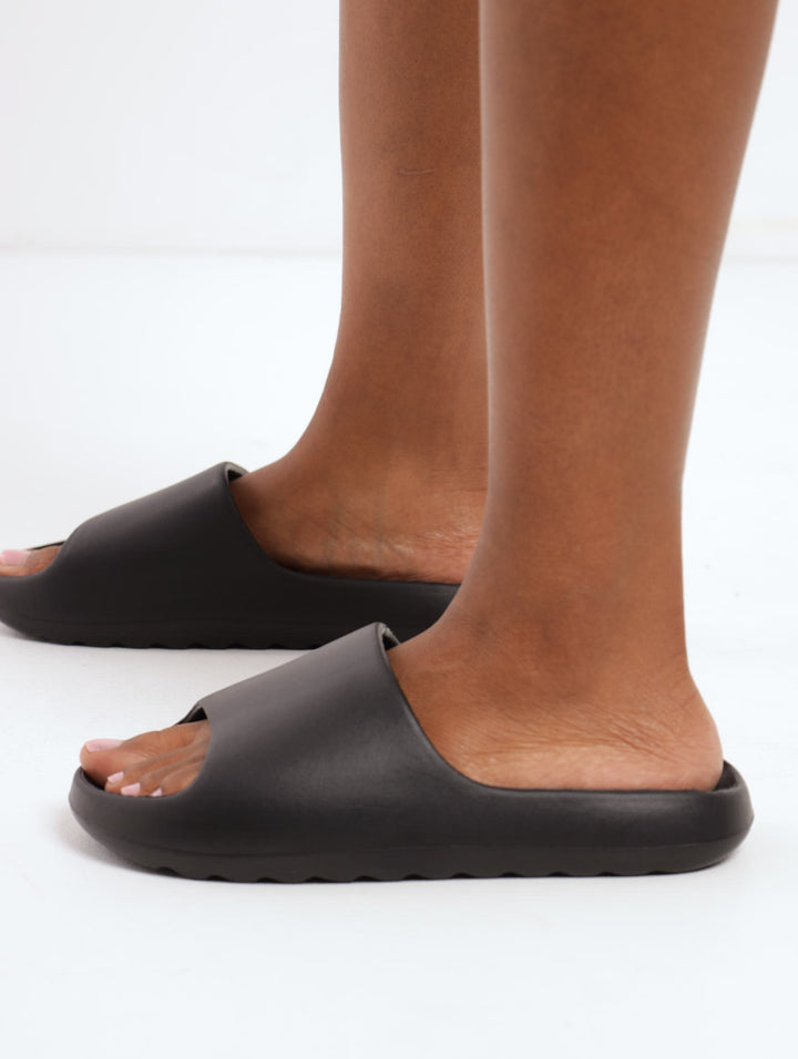 Ladies Summer Slide Sandal - Black
