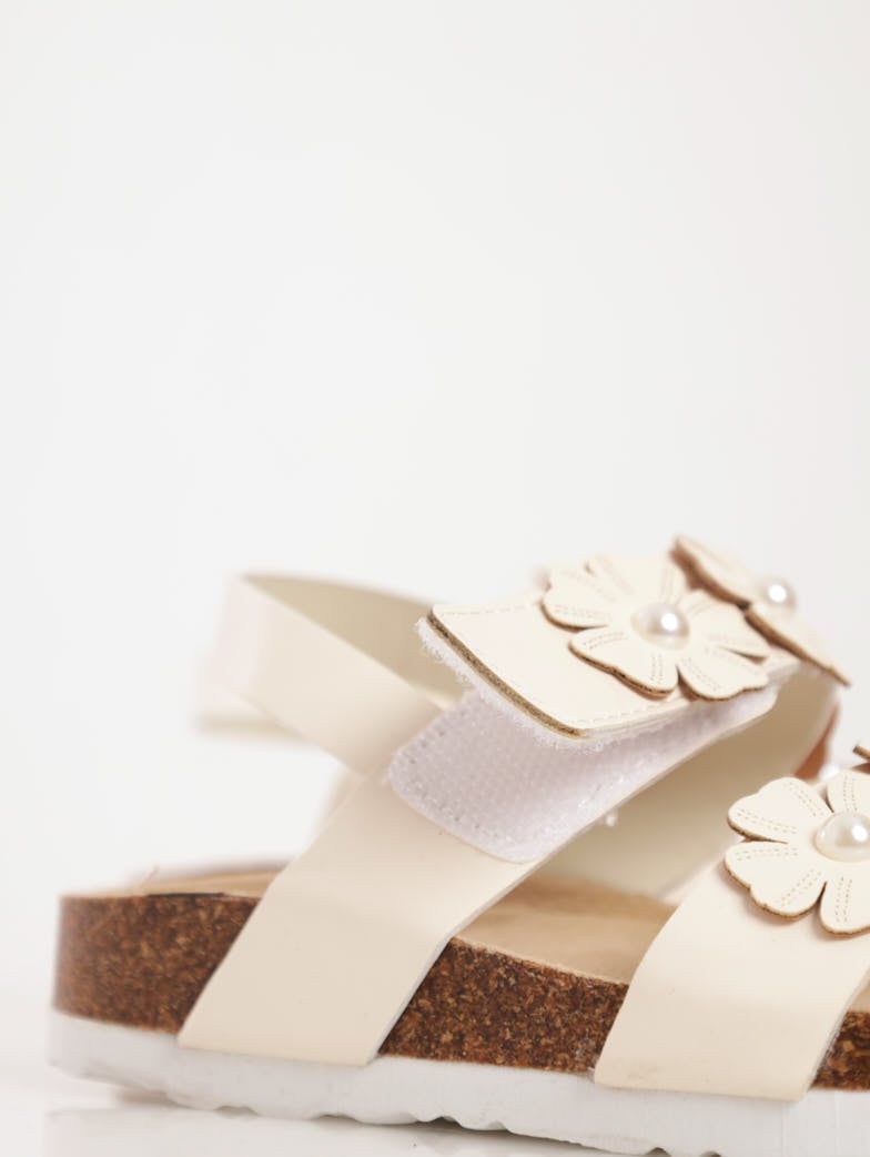 Girls Health Sandal - White Flower