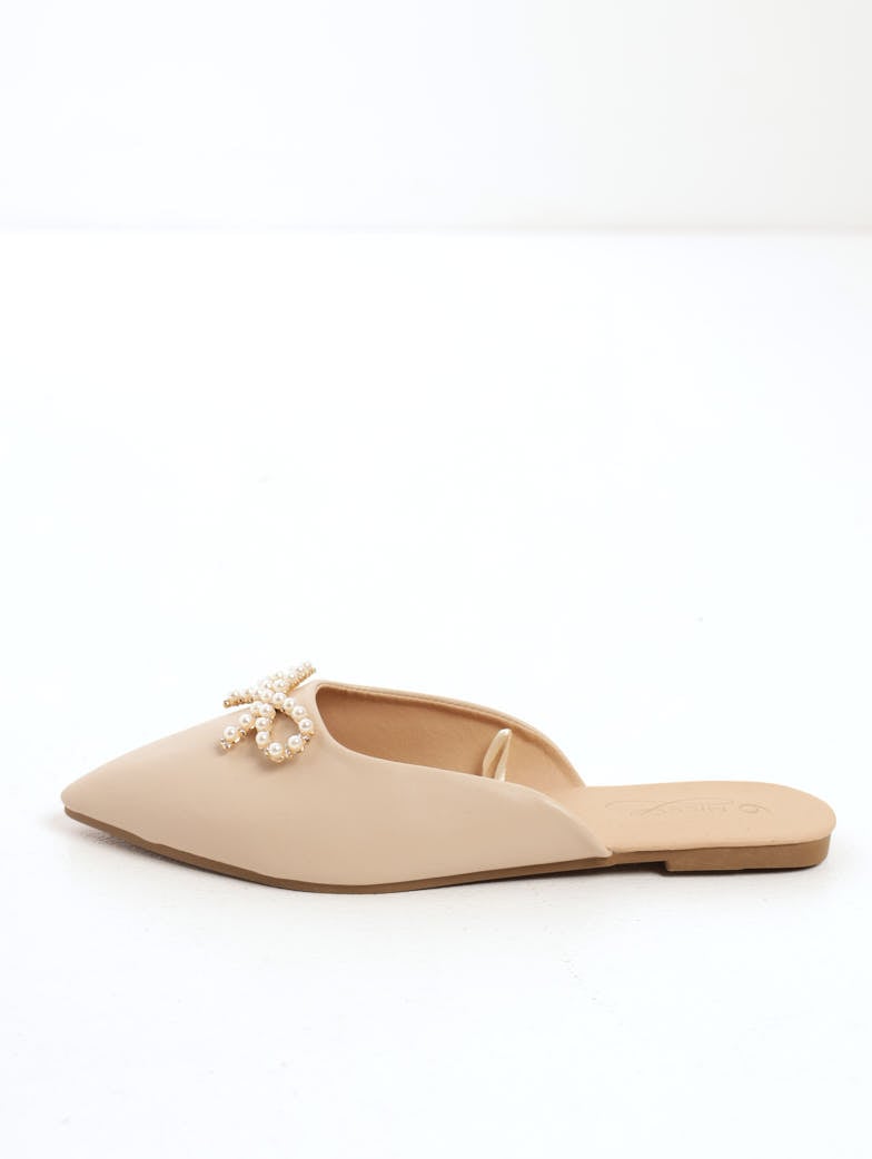 Ladies Pearl Bow Push-In Slingback Shoe - Natural