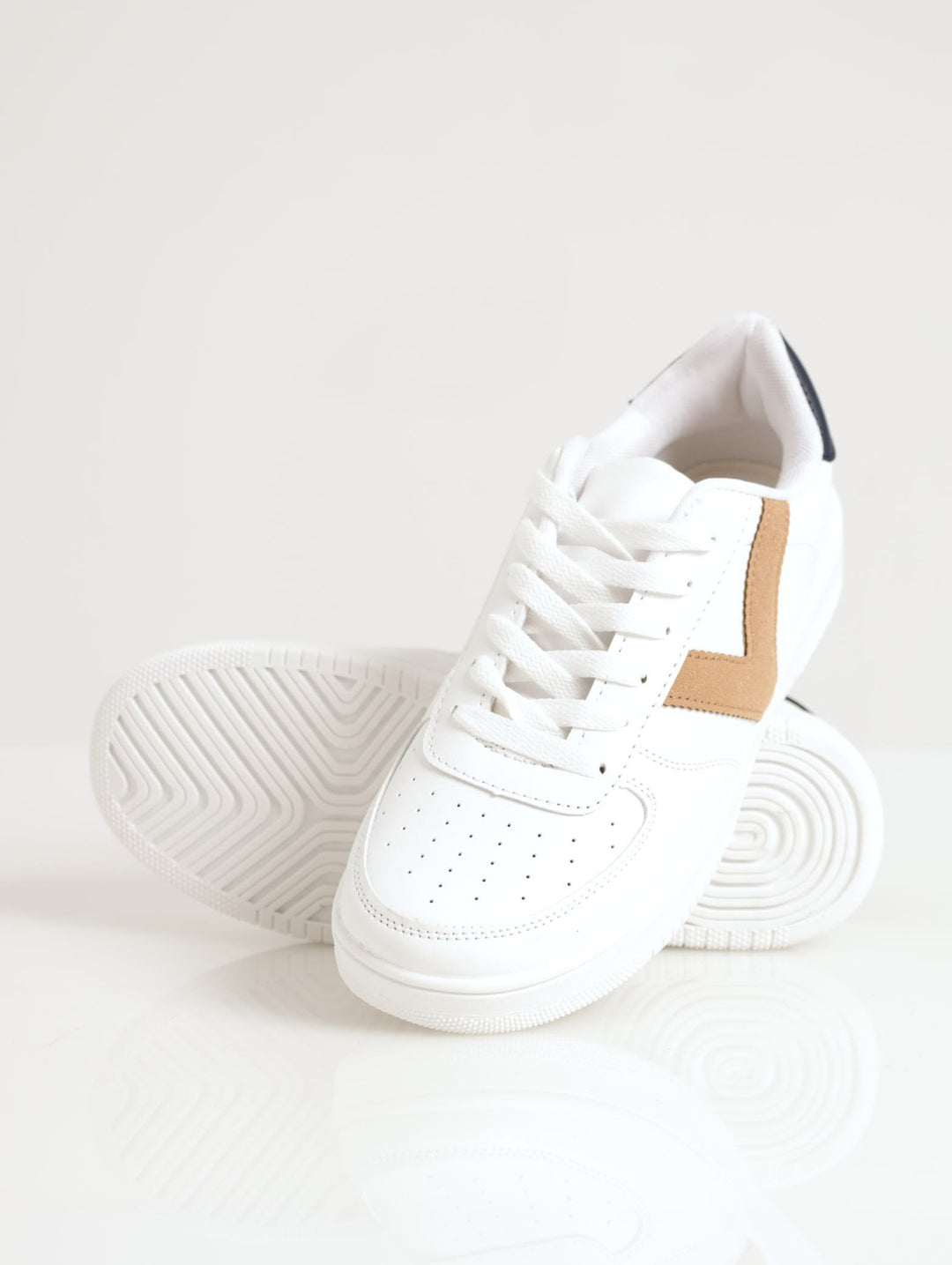 Ladies Detail Street Sneaker With Punch Holes - White