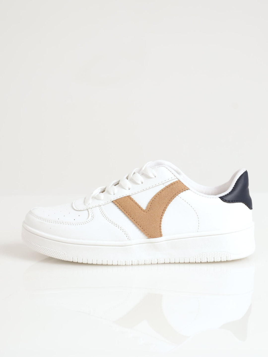 Ladies Detail Street Sneaker With Punch Holes - White