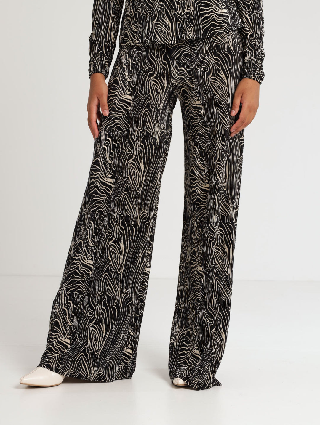 Ladies Bodre Swirl Print Pants - Black/White