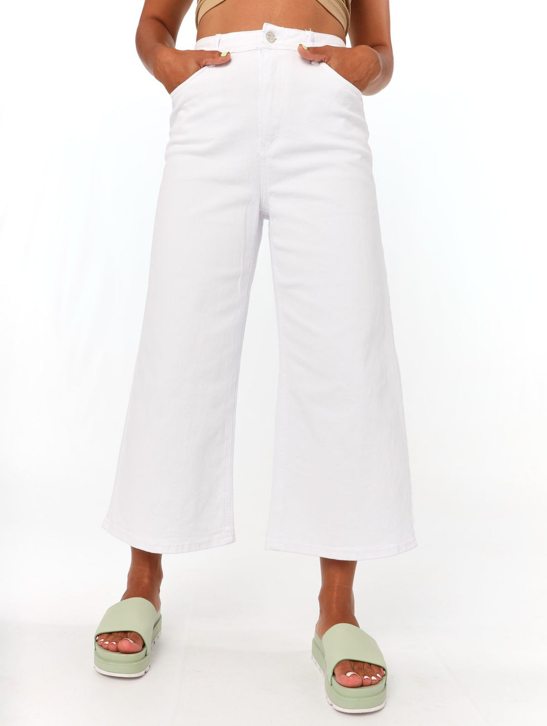 Ladies White Cropped Wideleg Denim Jean