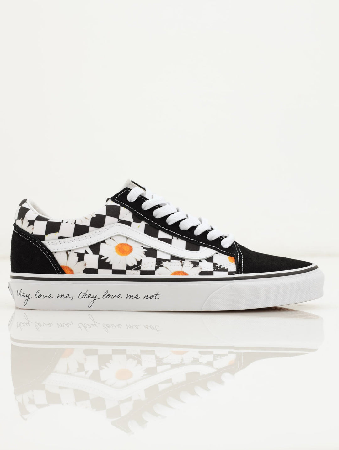 Ladies Daisy Old Skool Love Me/Love Me Not Sneaker - Black/White