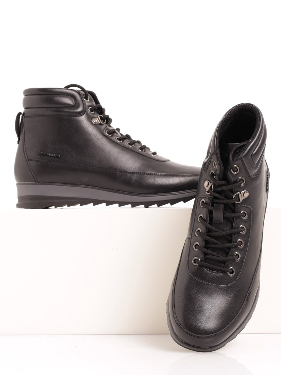 Men's Jagger 6 Leather Sneaker - Black