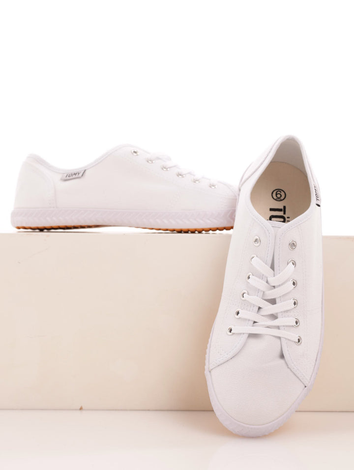 Ladies Six Eyelet Canvas Shoe - White