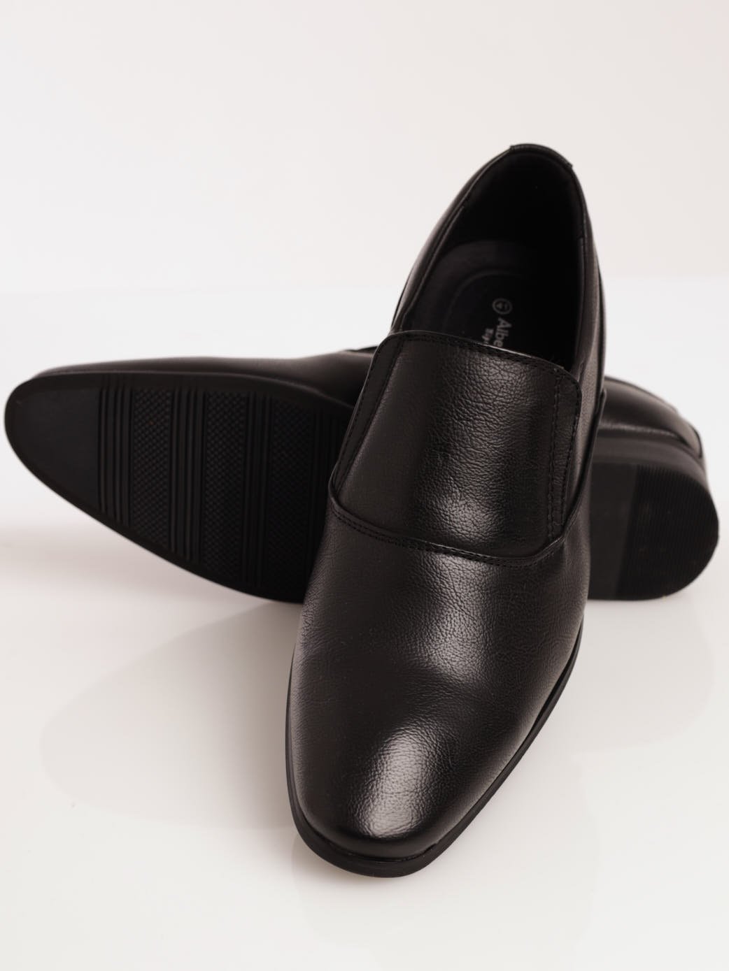 Men's Slip-On Formal Shoe With Textured Upper - Black