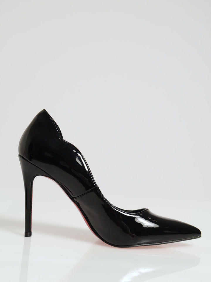 Lola Scallop Edge Court Heel - Black