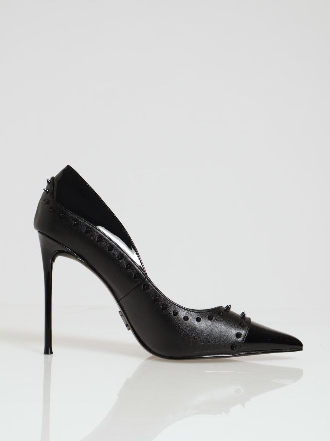 Blaise Pointed Toe Stilleto Court Heel - Black