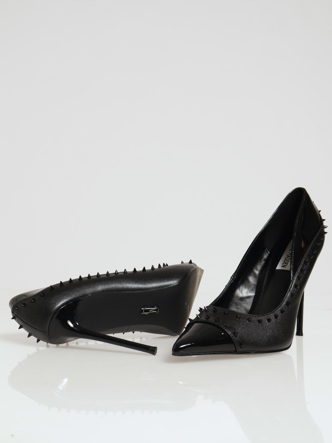 Blaise Pointed Toe Stilleto Court Heel - Black