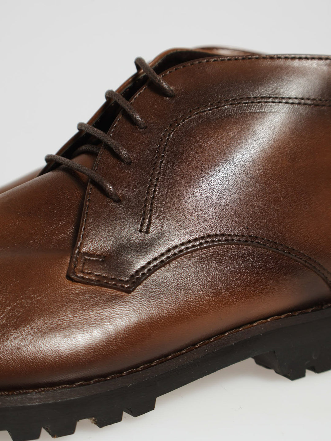 Lug Sole Stitch Down Lace Up Boot - Chocolate