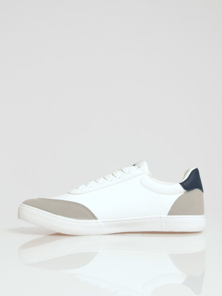 Wilbur Tape Detail Lace Up Sneaker - White