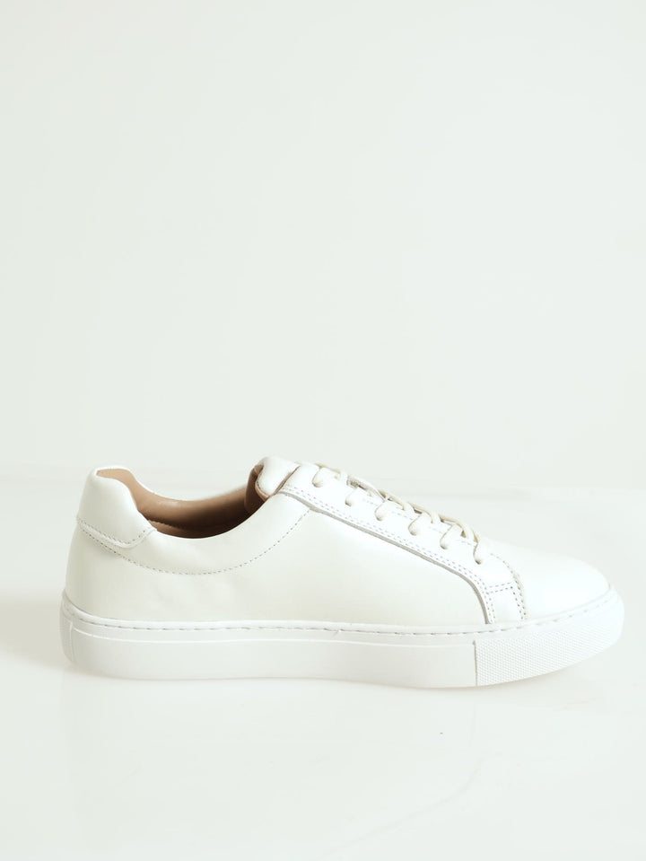 Leather Classic Sneaker - White