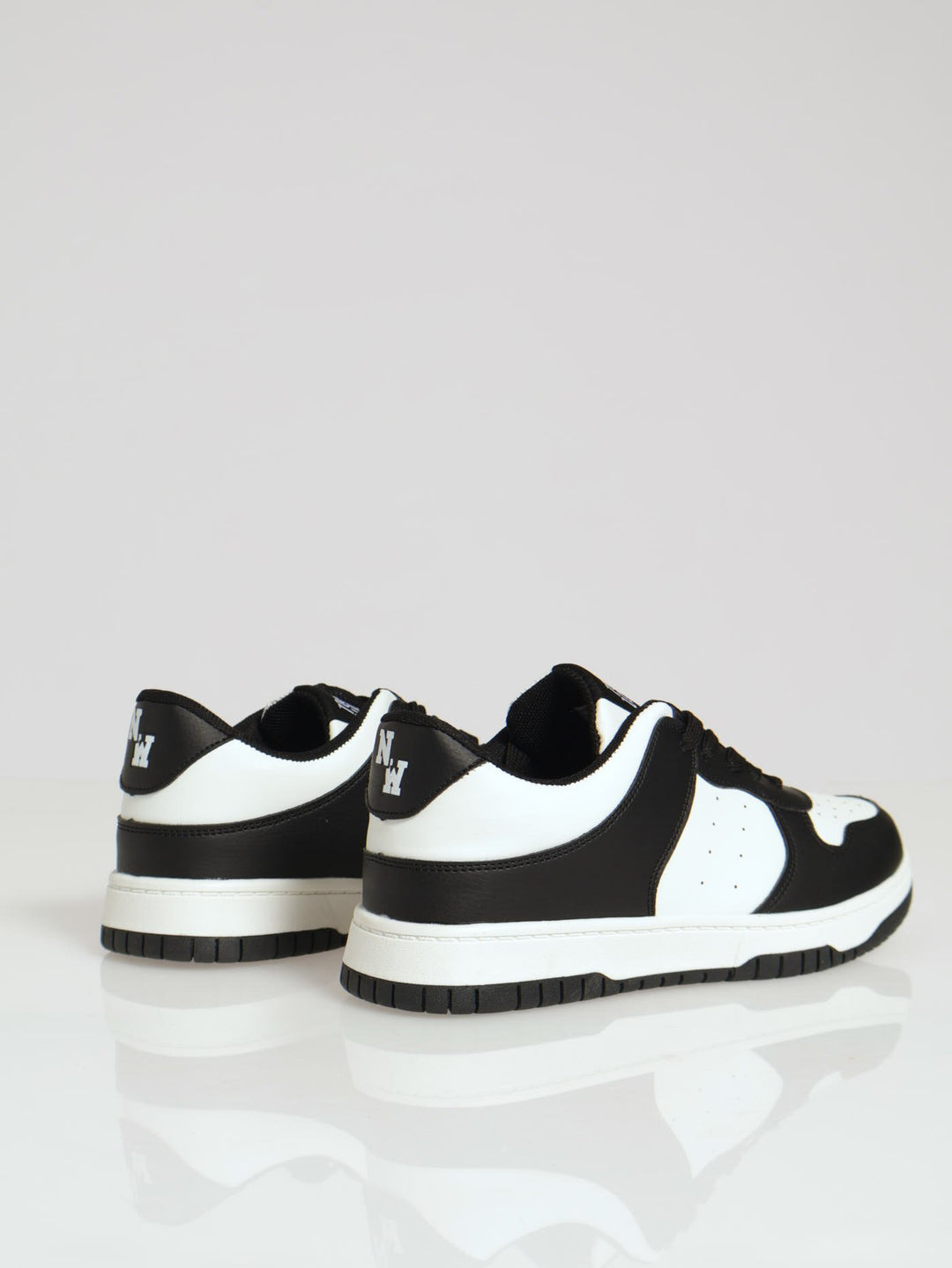 Boys Dunk Sneaker - White/Black