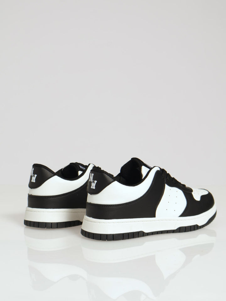 Boys Dunk Sneaker - White/Black
