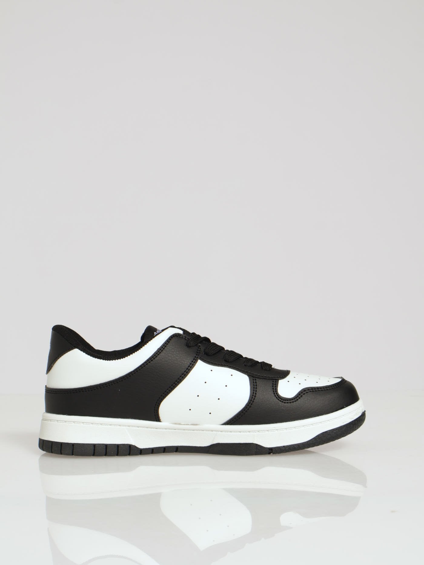 nike sneakers at edgars for ladies
