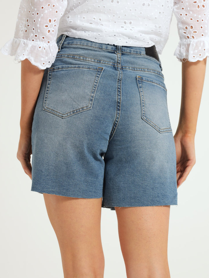 Comfort Fit Straight Leg Bermuda Shorts - Light Blue