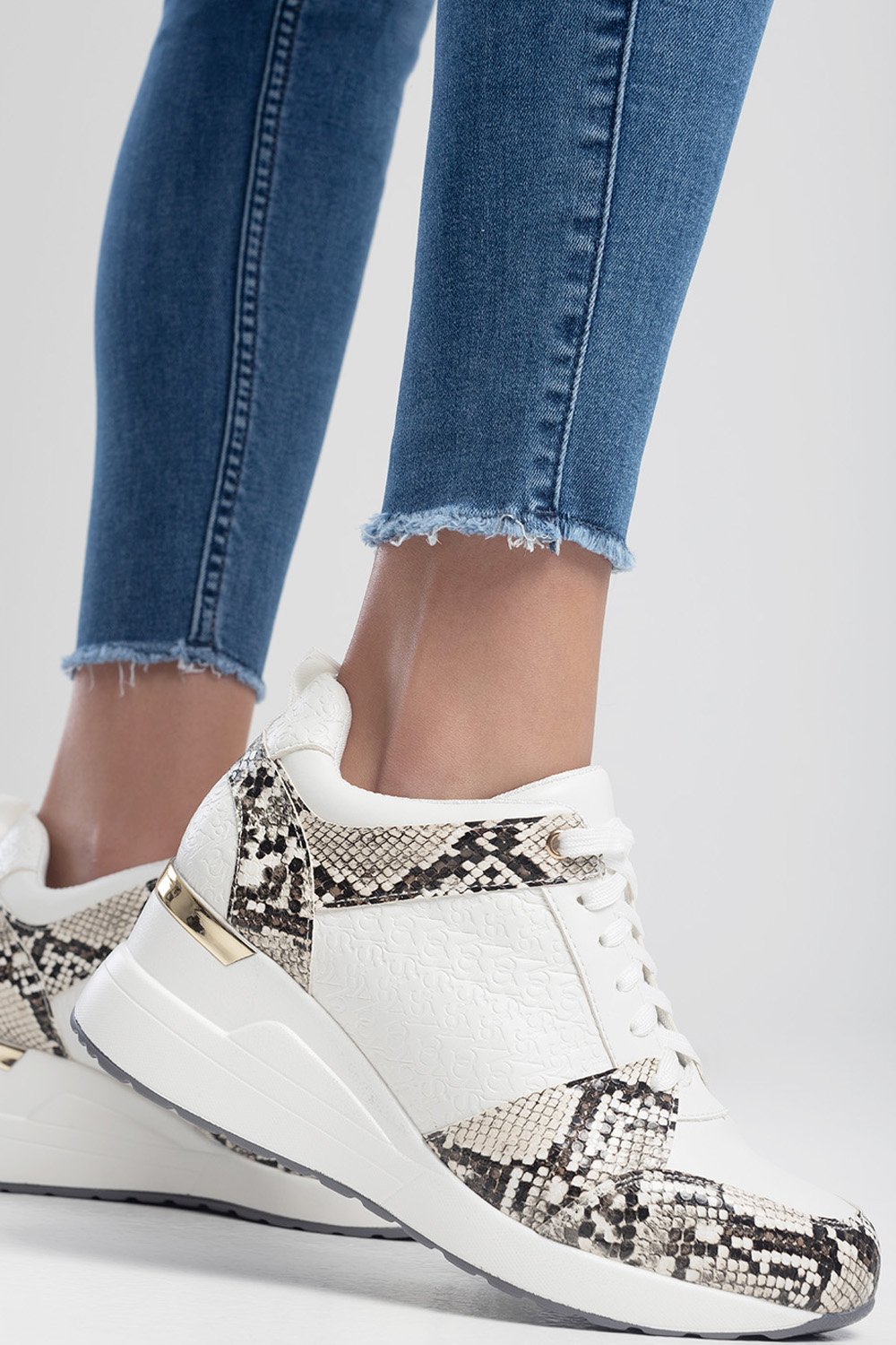 Ladies Wedge On Repeat Sneaker - White