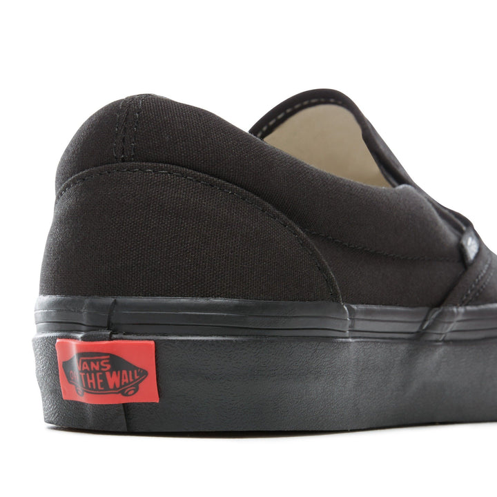 Ladies Classic Slip-On Sneaker-Black
