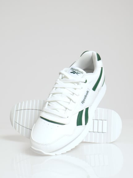 Glide Ripple Clip Cleated Closed Toe Lace Up Sneaker - White/Green