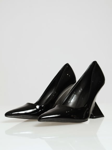 Patent Pointed Toe Shaped Heel - Black