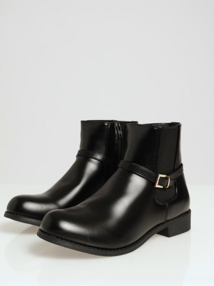 Flat Chelsea Boot With Dainty Buckle - Black