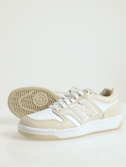 Court Lace Up Sneaker - Beige/White