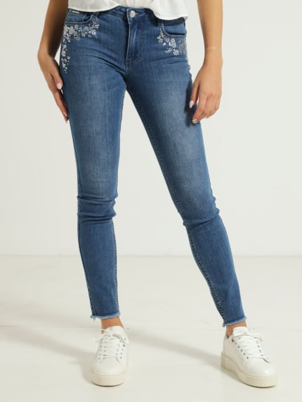 Mid Waist Skinny Jean With Bling Detail - Light Wash
