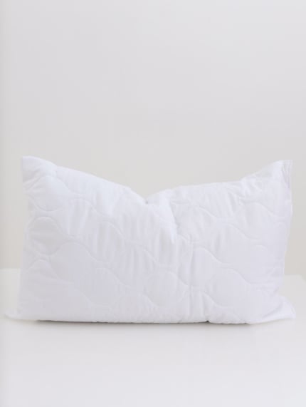 Ball Fibre Standard Pillow Inner - White