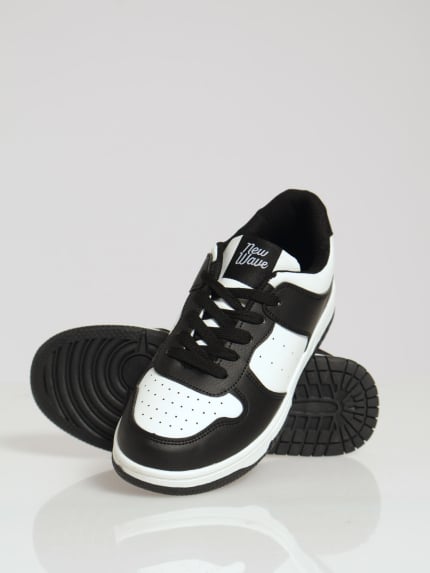 Boys Dunk Sneaker - White/Black