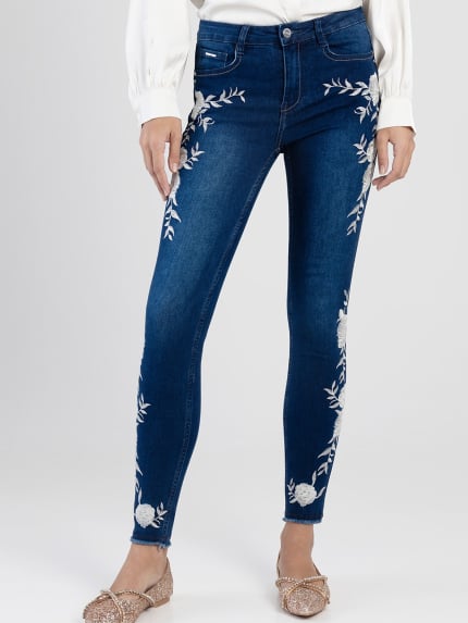 Axel Denim Jean With Side Embroidery - Dark Blue