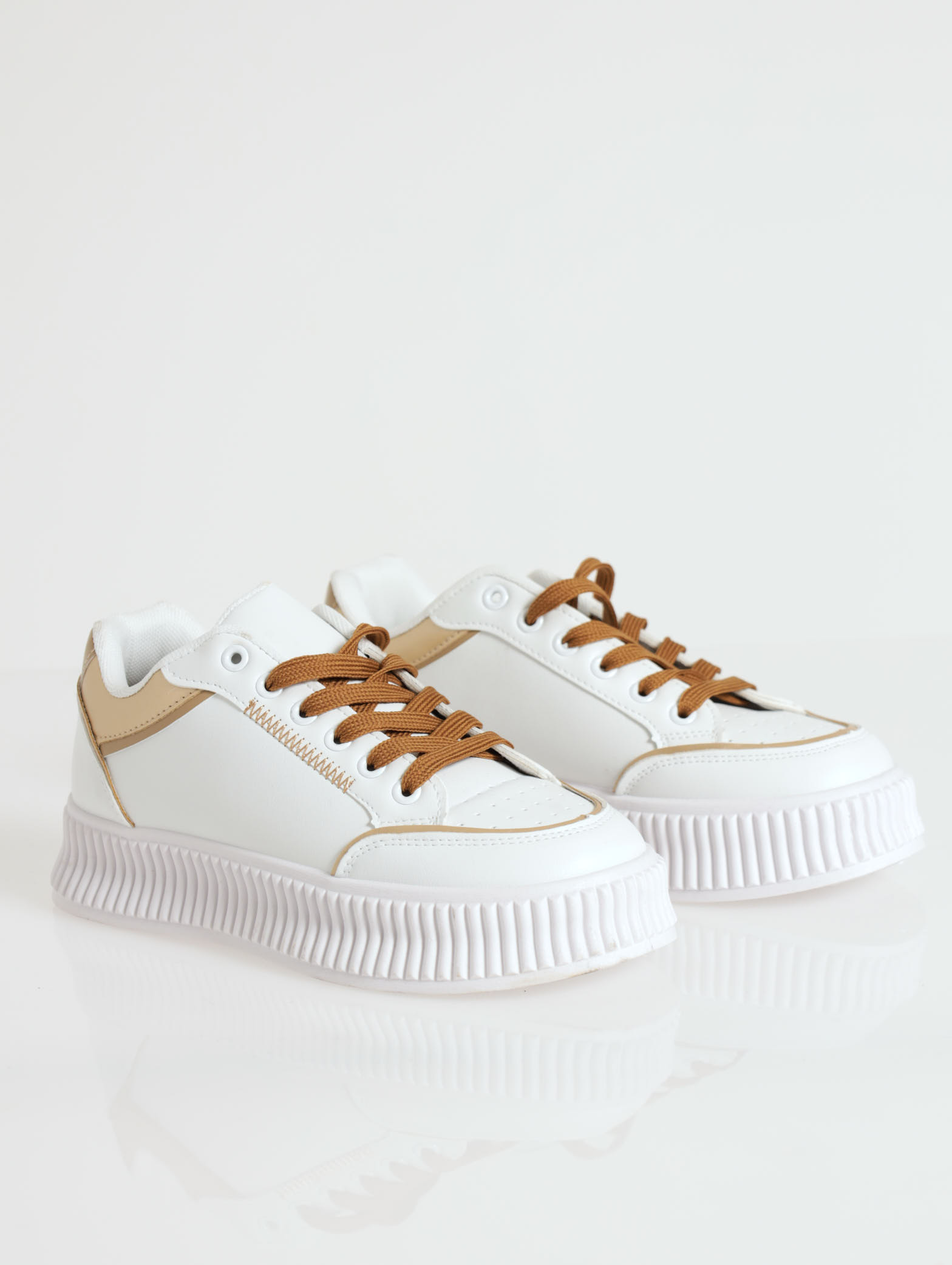Contrast Lace With Zig Zag Stitch Sneaker - White