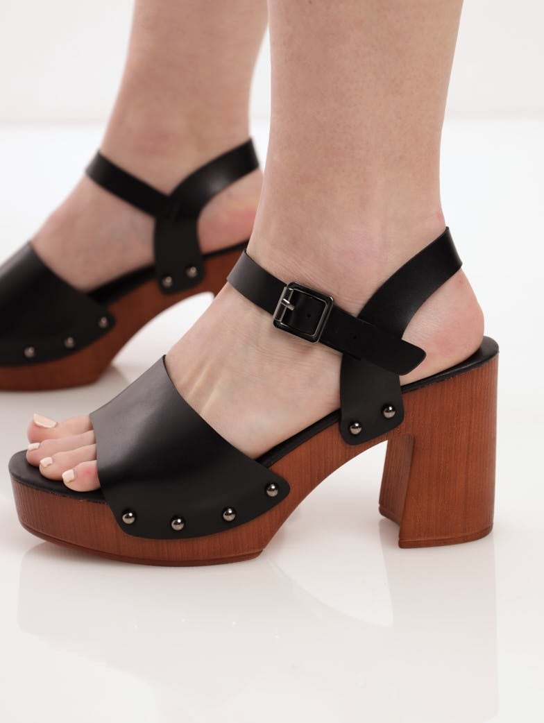 Girls Sandals | Slip On Pink Clogs Beach Shoes For Girls – Footwear Studio
